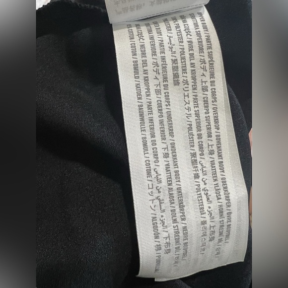 Abercrombie & Fitch Satin Cowl neck TBack thong bodysuit Womens Medium NWT Black - Picture 8 of 8